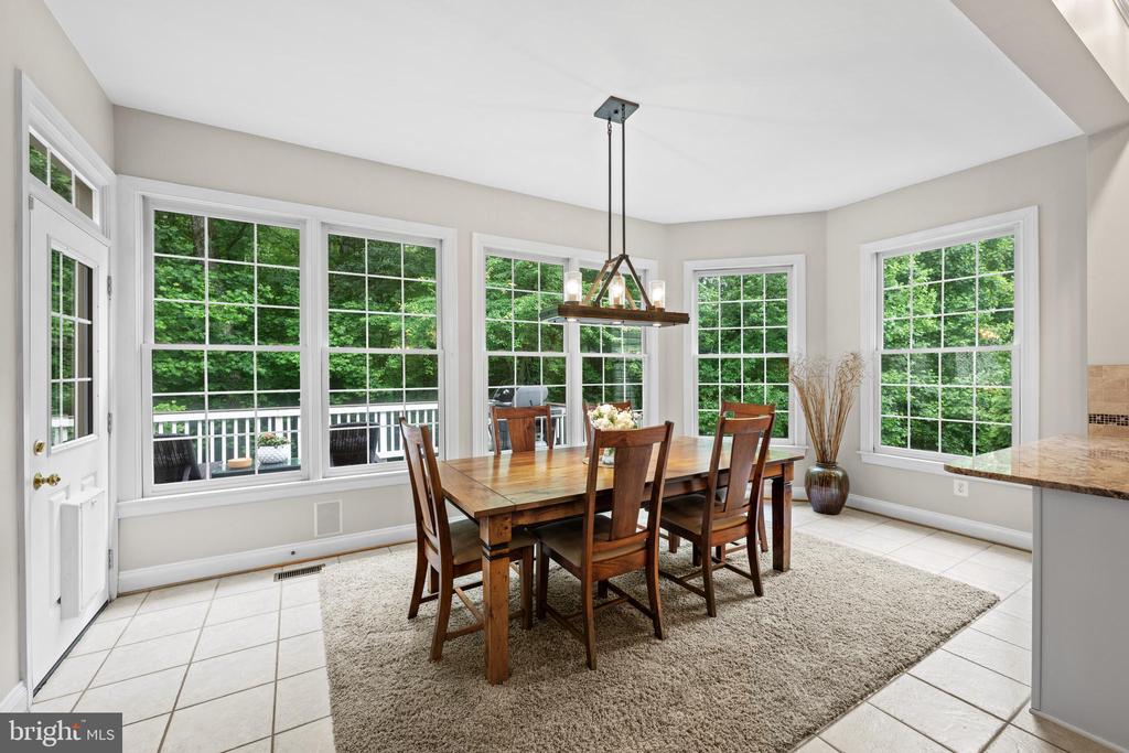11885 SHAKER MEADOWS COURT