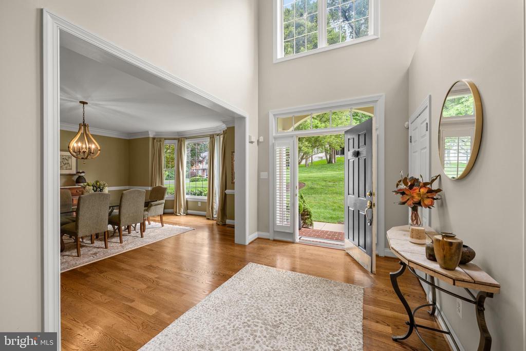 11885 SHAKER MEADOWS COURT