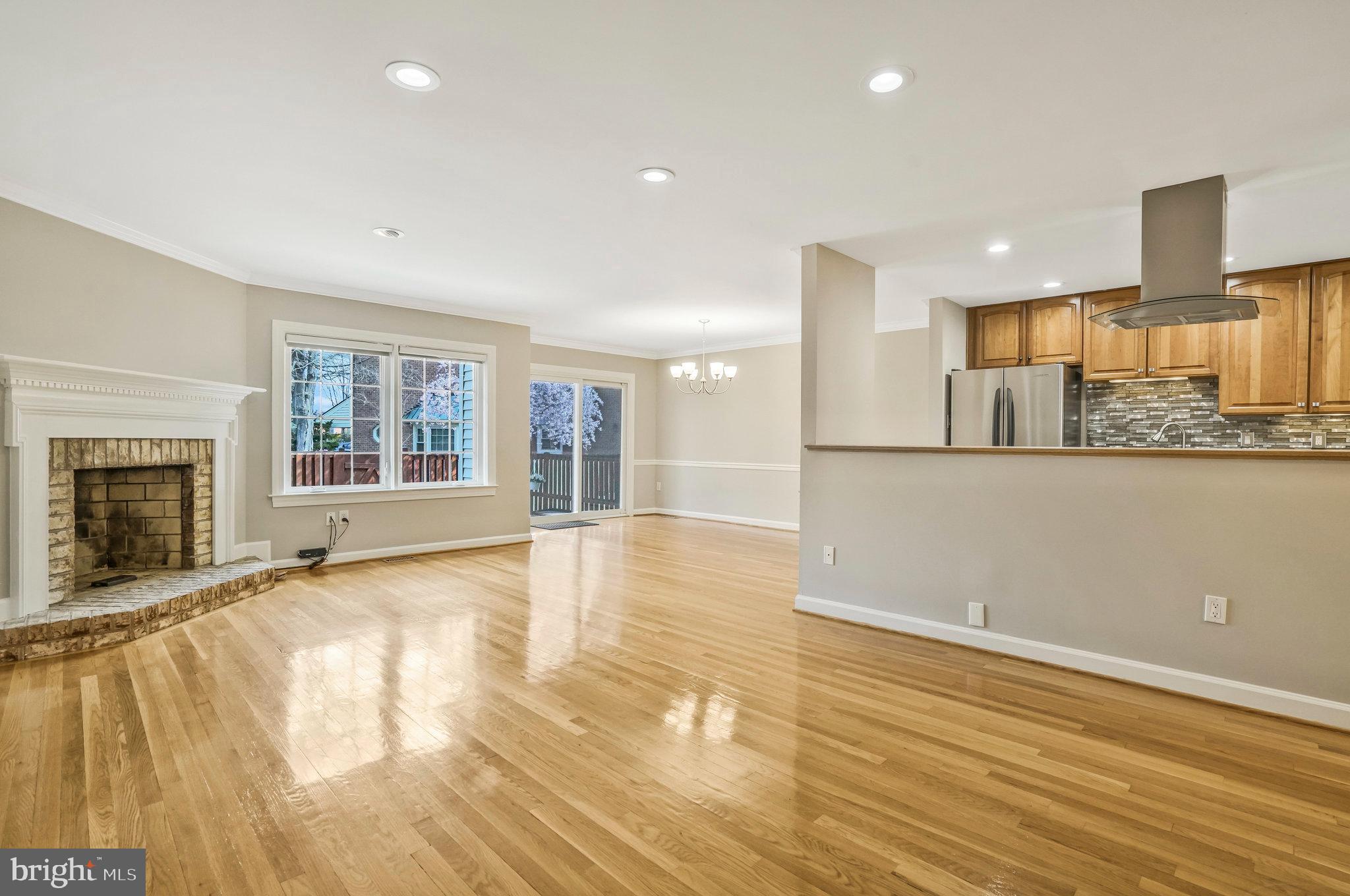 6366 BRAMPTON COURT