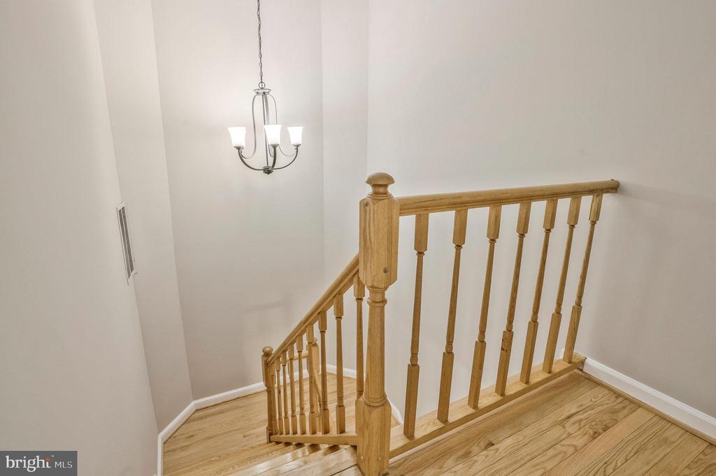 6366 BRAMPTON COURT
