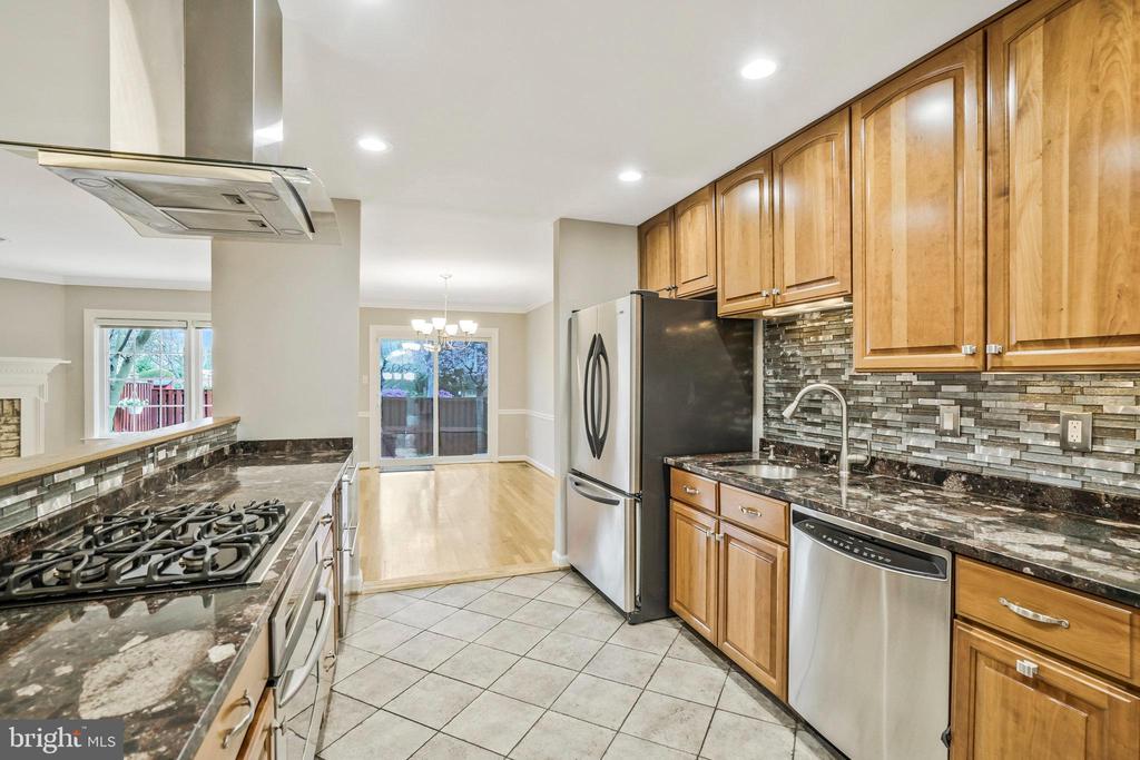6366 BRAMPTON COURT