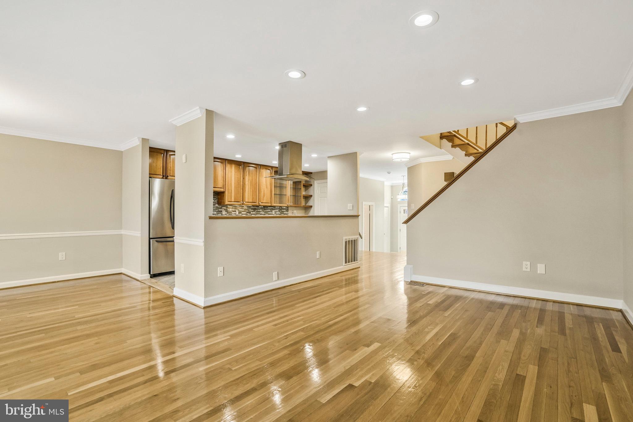 6366 BRAMPTON COURT