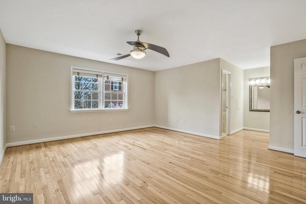 6366 BRAMPTON COURT