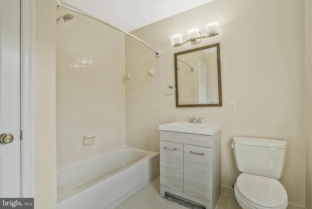 6366 BRAMPTON COURT