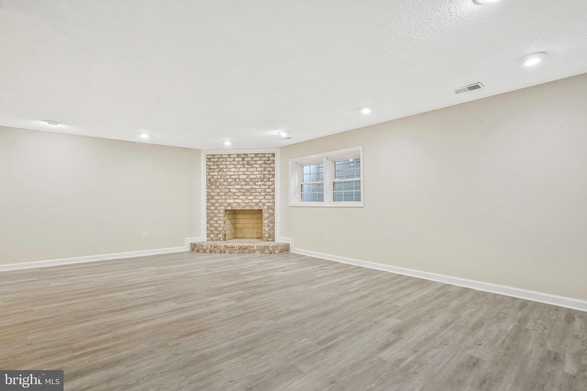 6366 BRAMPTON COURT