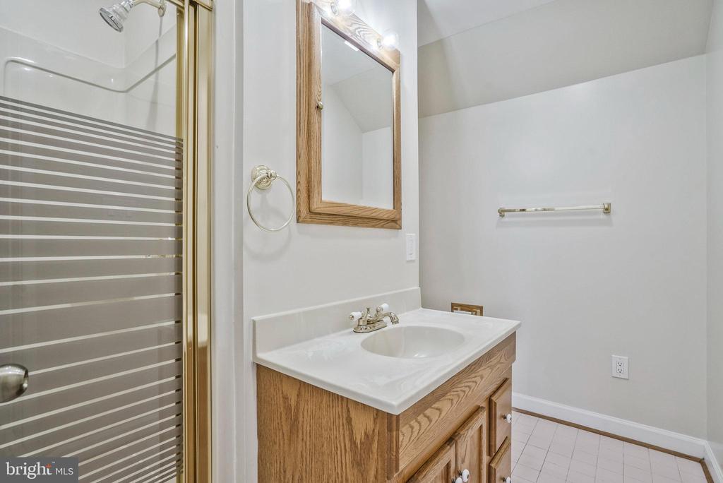 6366 BRAMPTON COURT