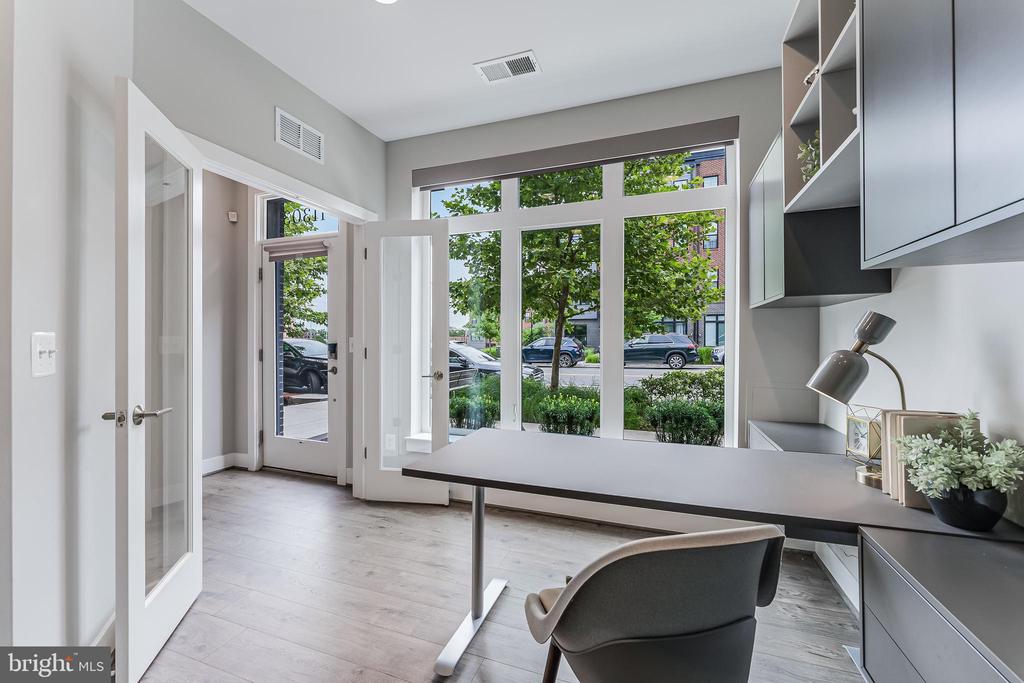 11303 RESTON STATION BOULEVARD