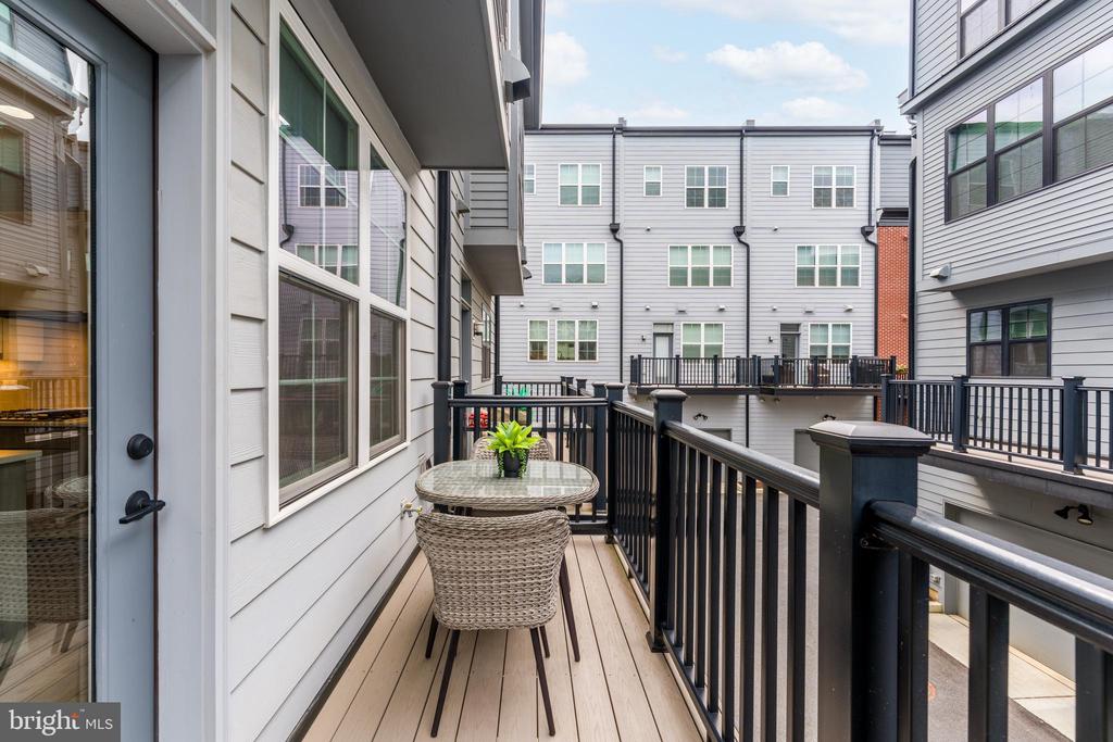 11303 RESTON STATION BOULEVARD
