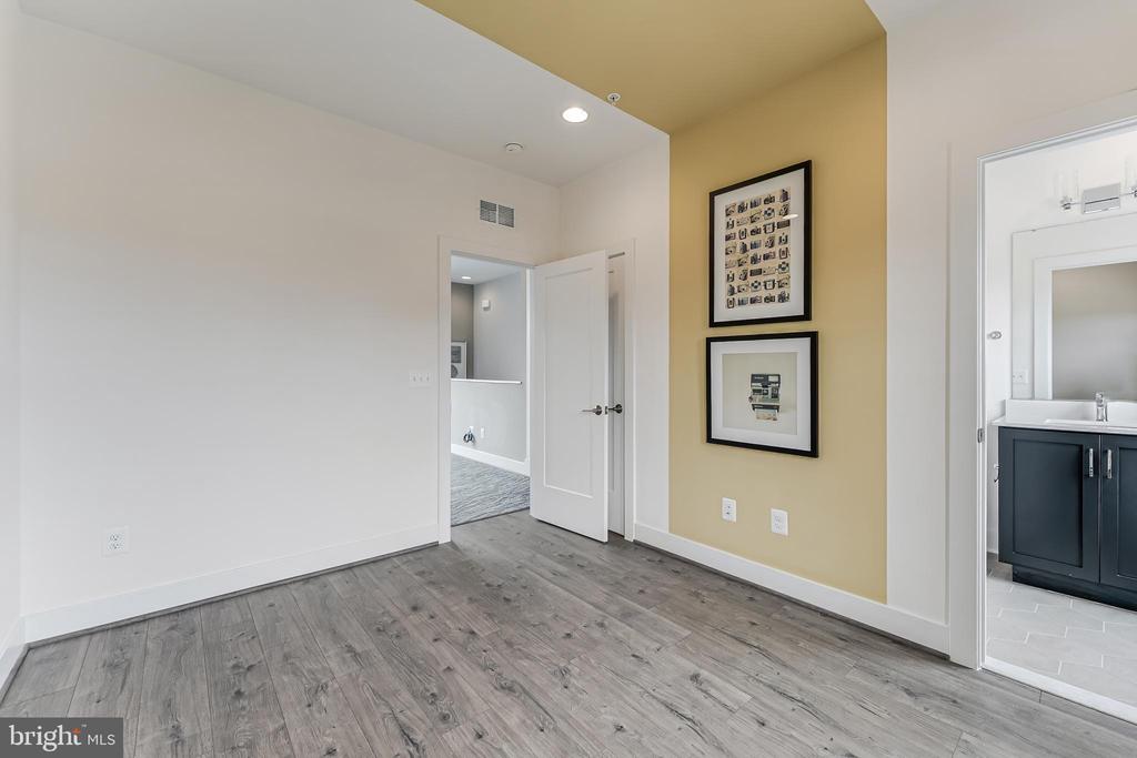 11303 RESTON STATION BOULEVARD