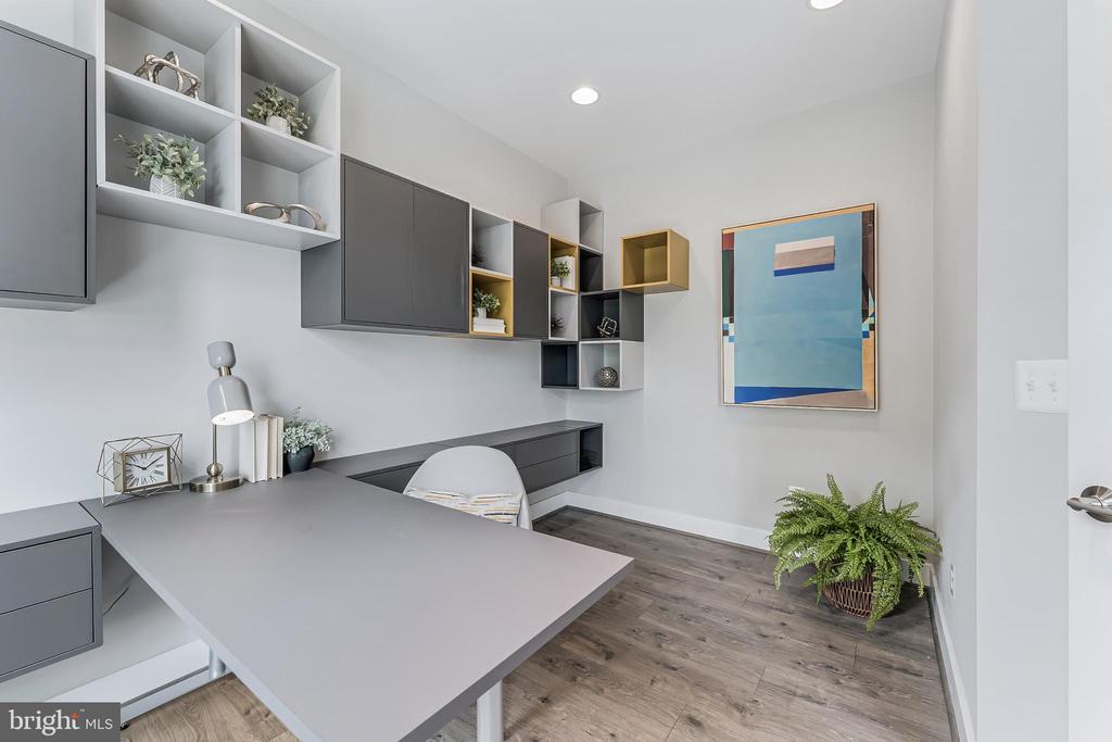 11303 RESTON STATION BOULEVARD