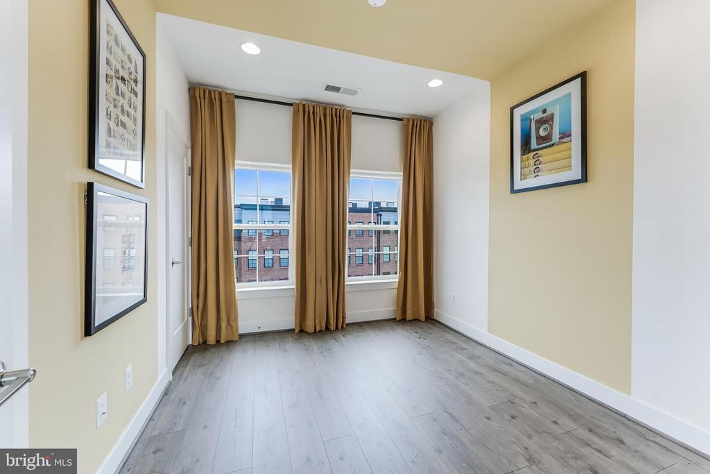 11303 RESTON STATION BOULEVARD