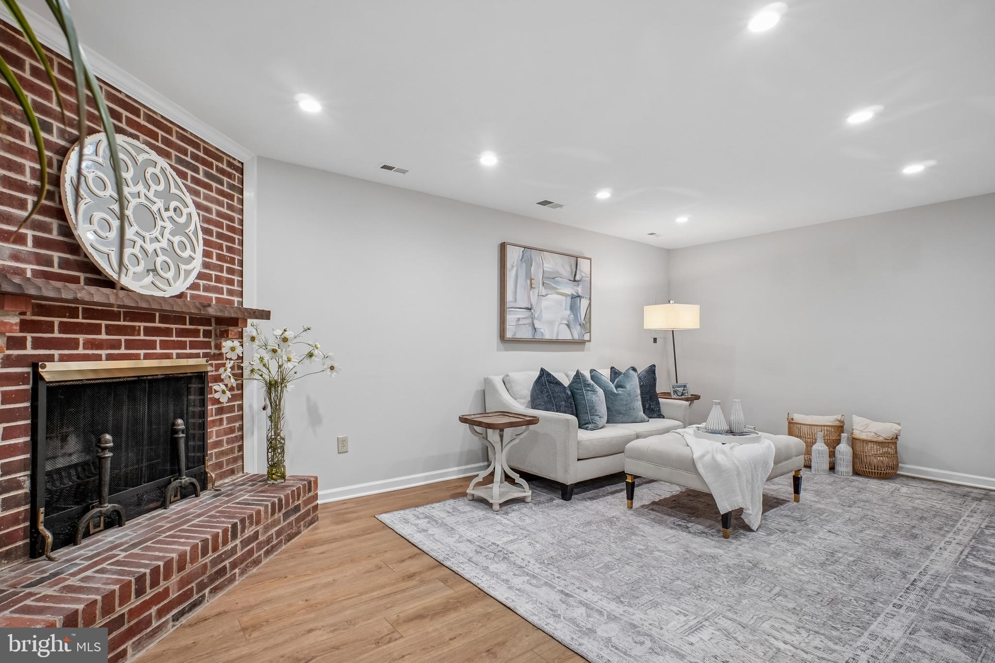 7337 LEWINSVILLE PARK COURT