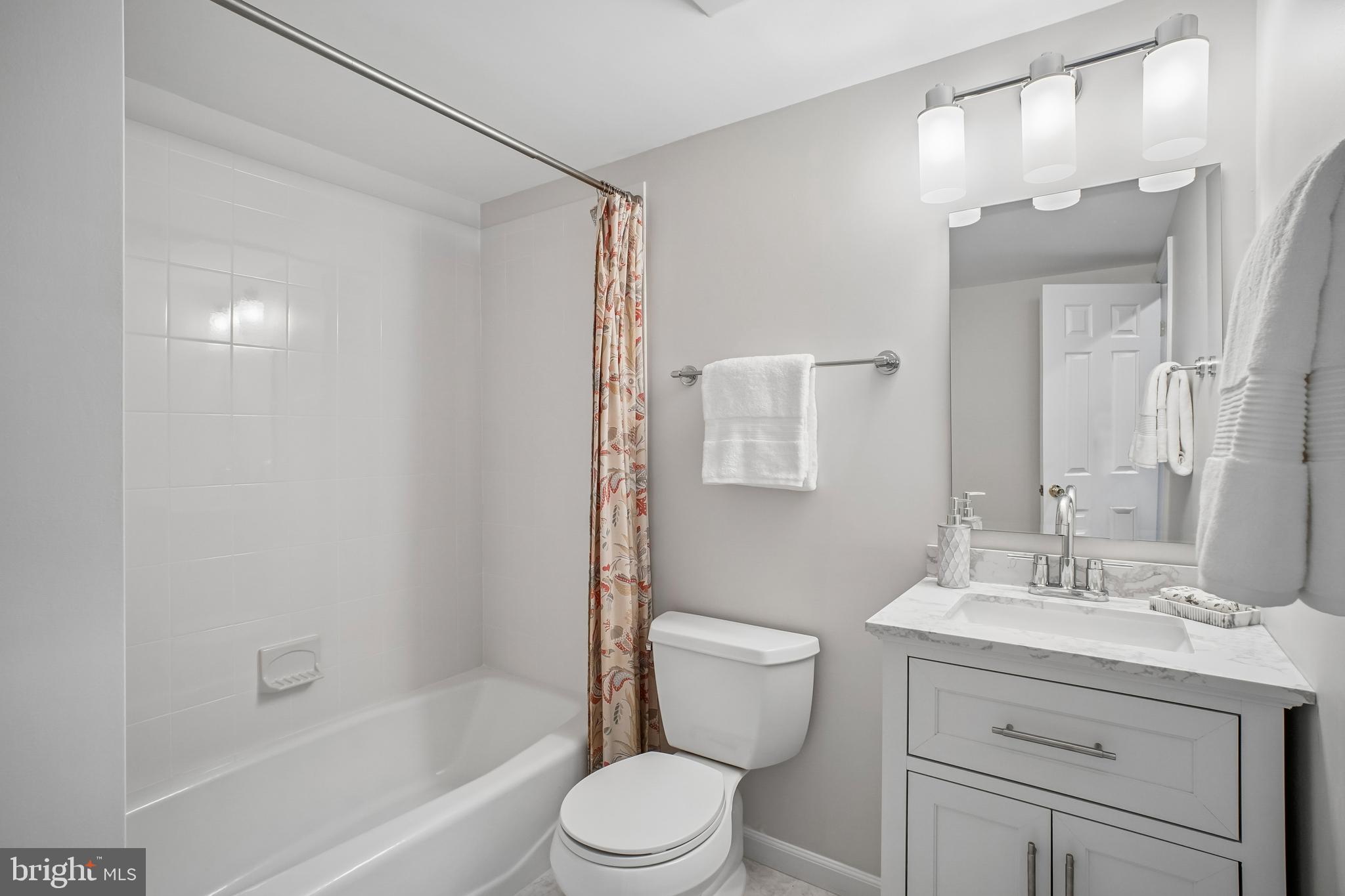 7337 LEWINSVILLE PARK COURT