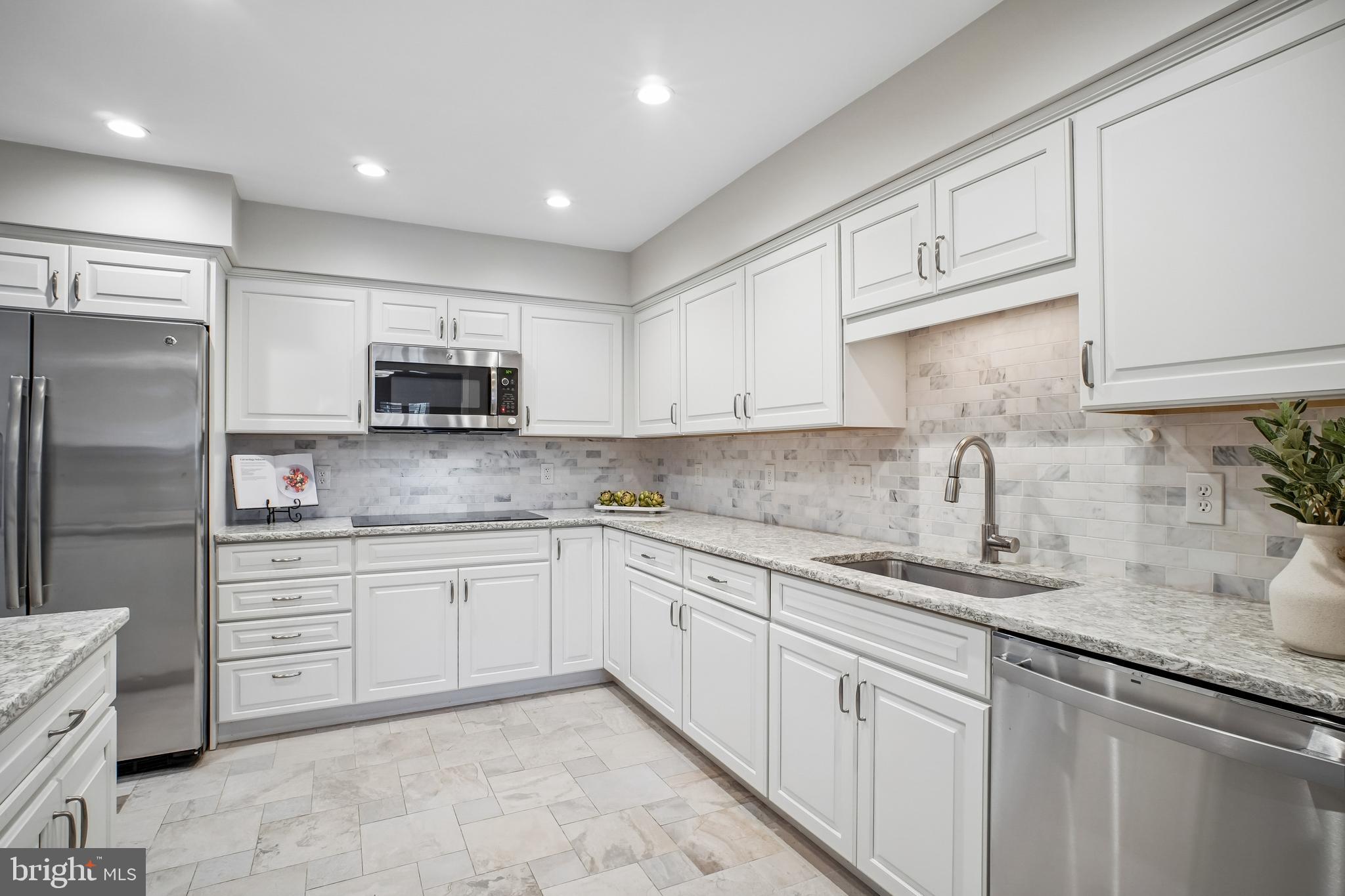 7337 LEWINSVILLE PARK COURT