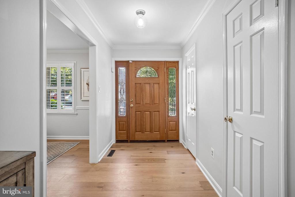 7337 LEWINSVILLE PARK COURT
