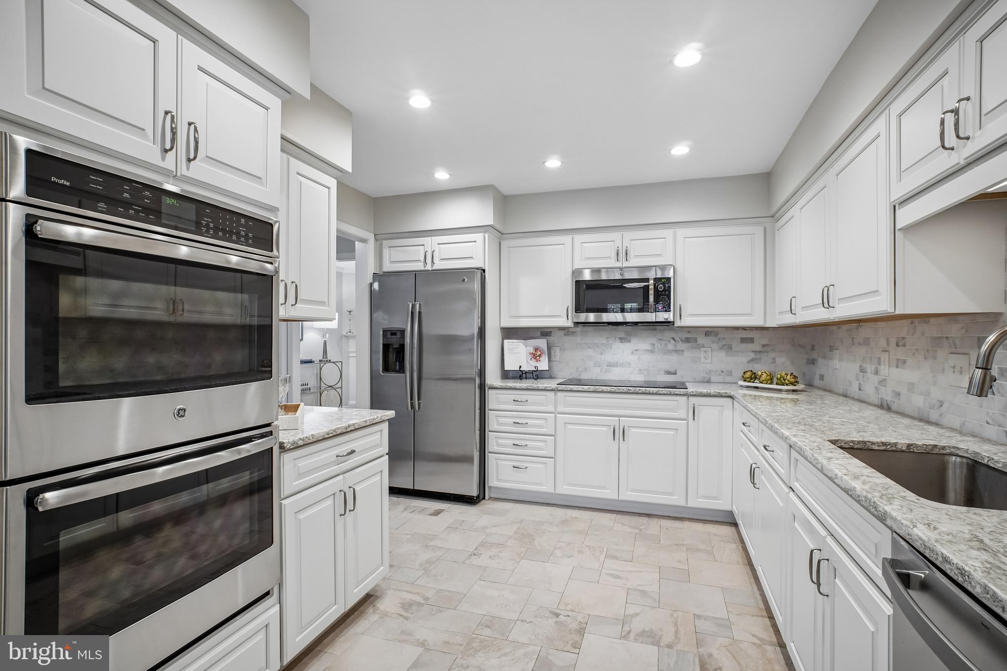 7337 LEWINSVILLE PARK COURT