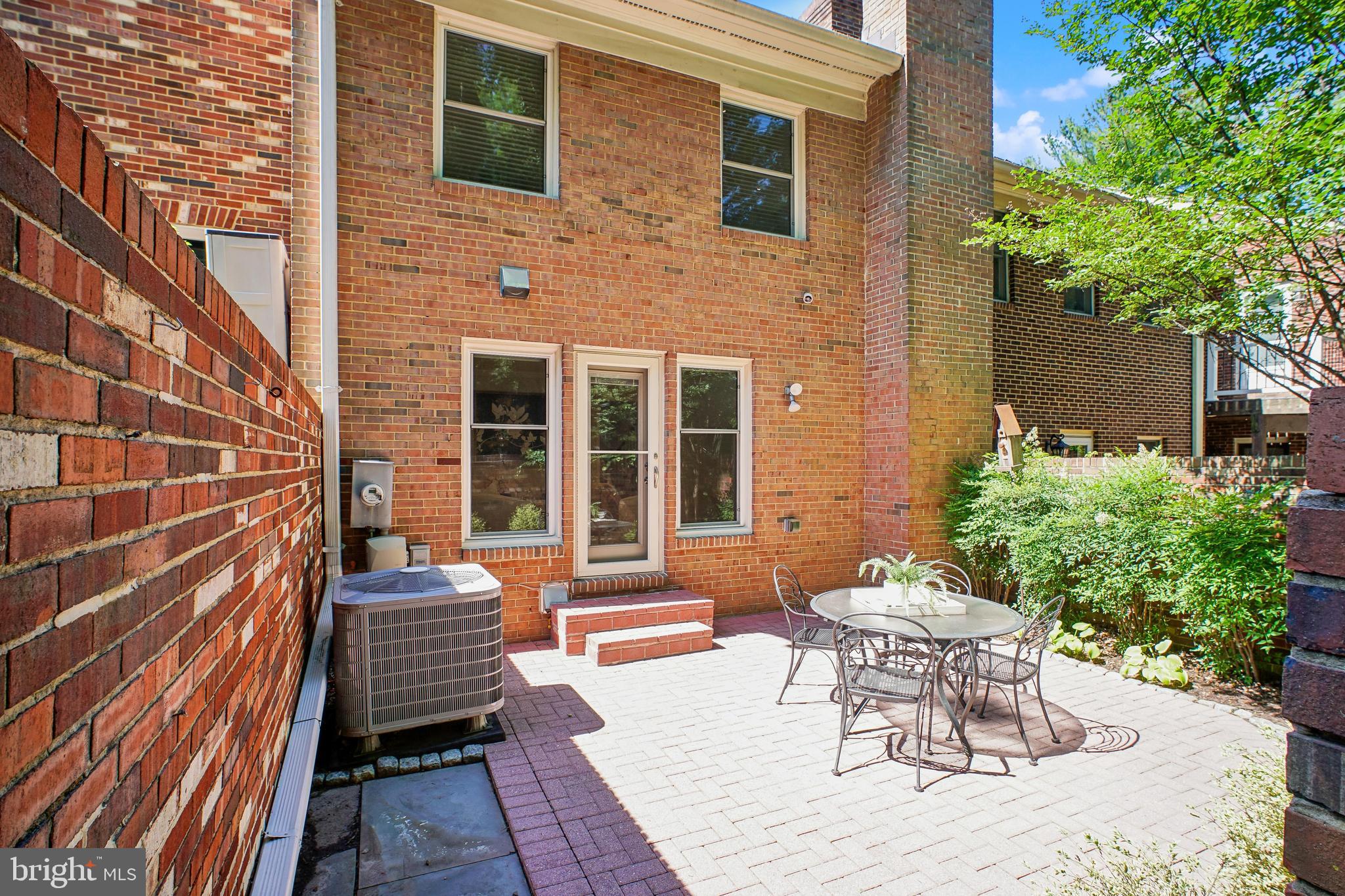 7337 LEWINSVILLE PARK COURT