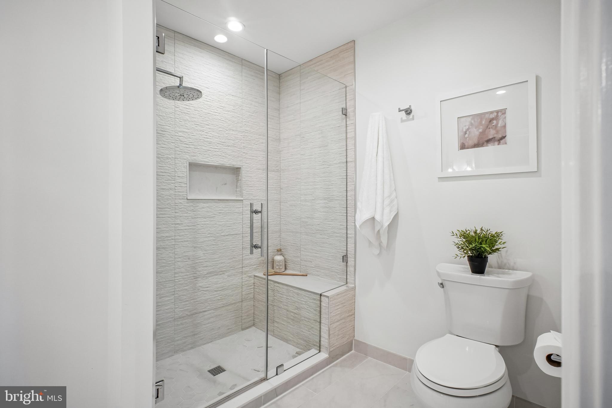 7337 LEWINSVILLE PARK COURT