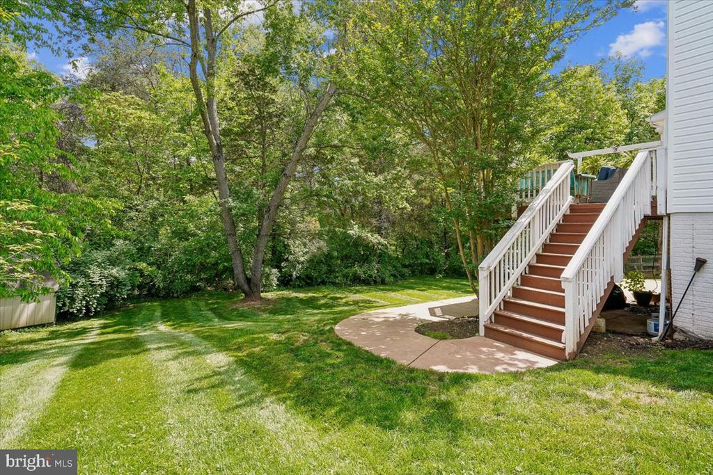 6859 COLONEL TAYLOR LANE