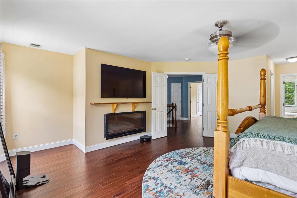 6859 COLONEL TAYLOR LANE