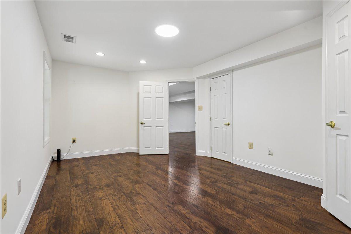 6859 COLONEL TAYLOR LANE