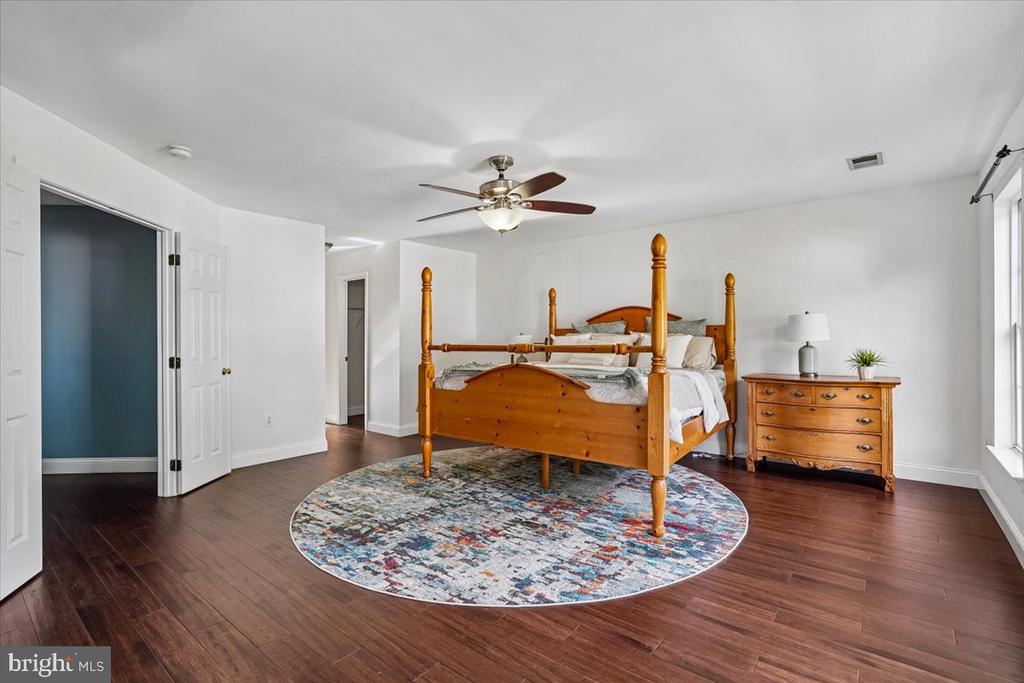 6859 COLONEL TAYLOR LANE