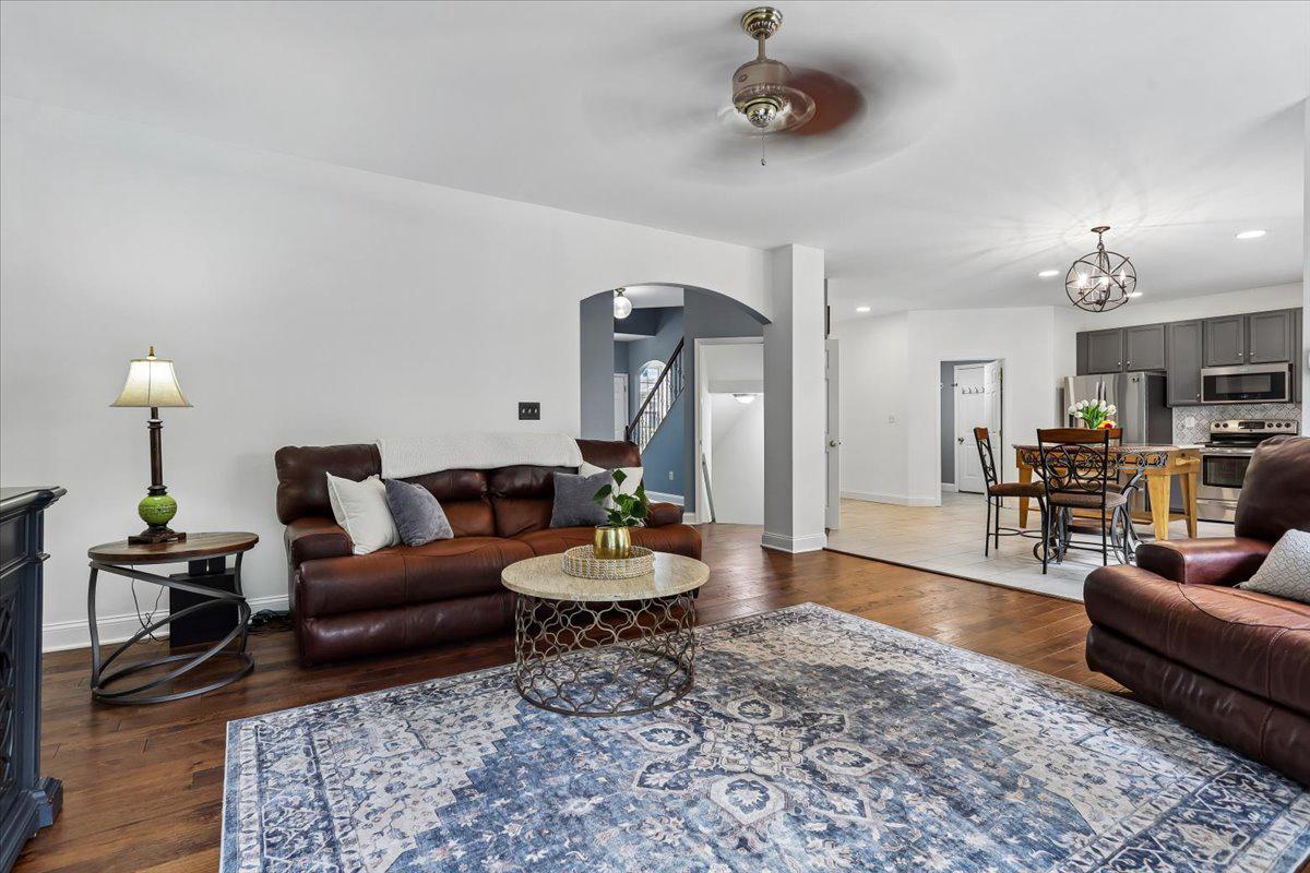 6859 COLONEL TAYLOR LANE