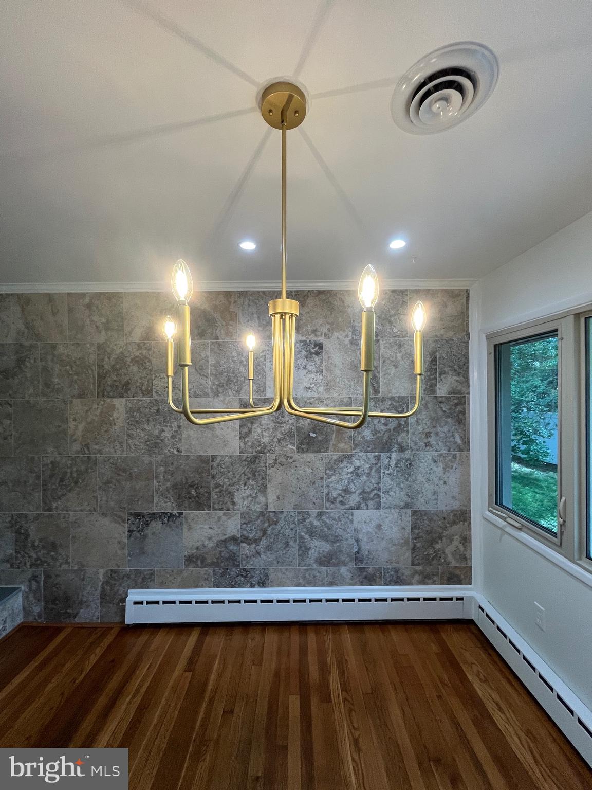 3440 SKYVIEW TERRACE