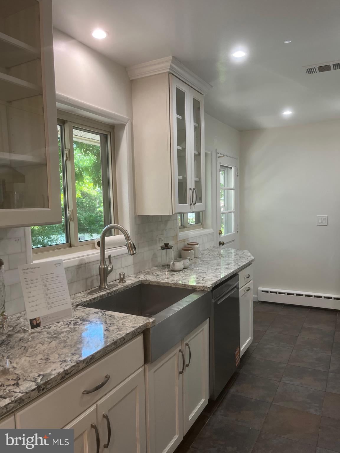 3440 SKYVIEW TERRACE