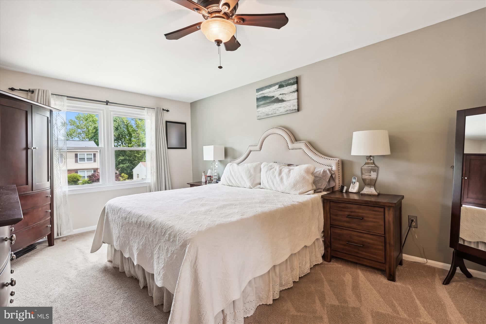 4555 LANTERN PLACE