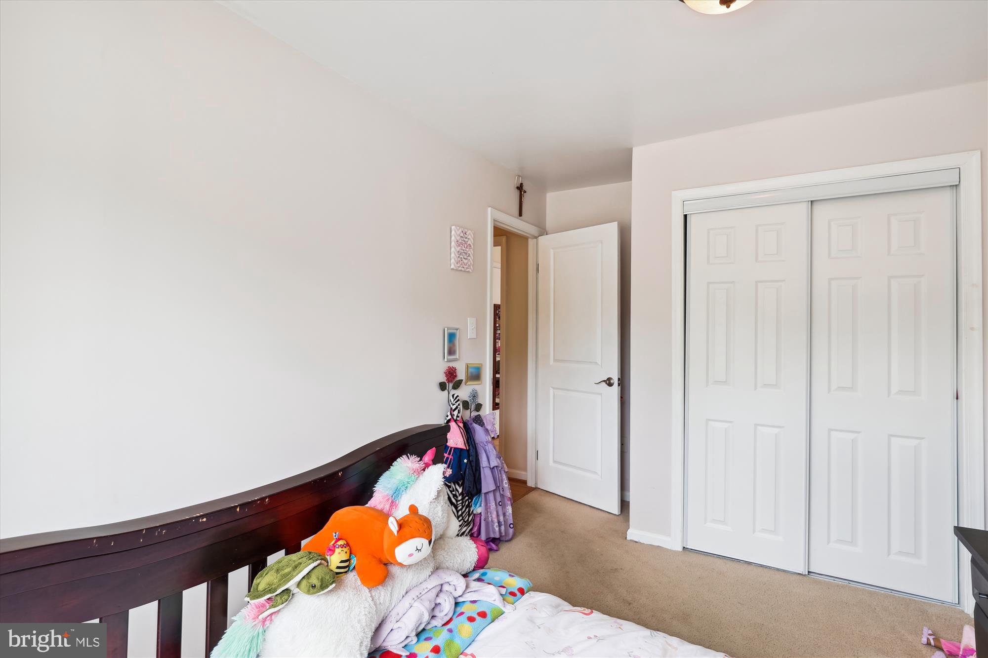 4555 LANTERN PLACE