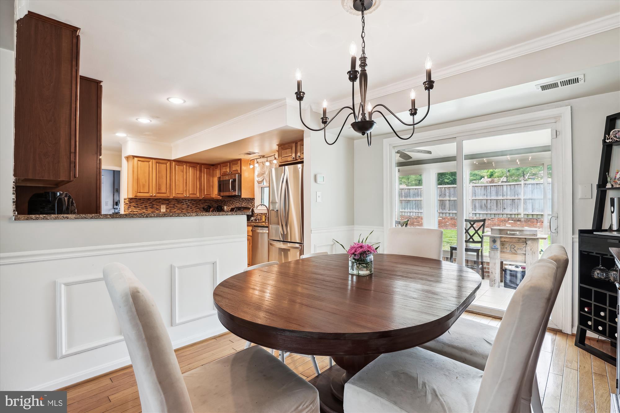 4555 LANTERN PLACE