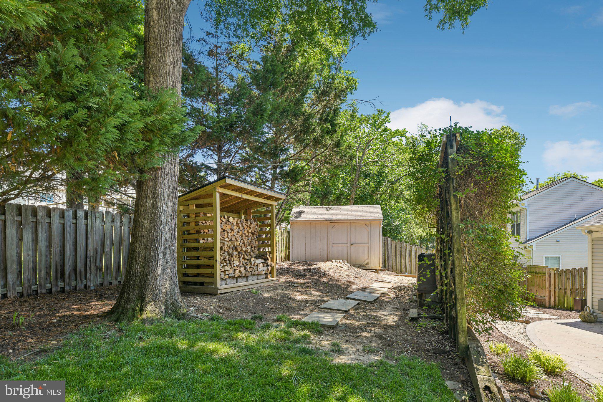 7004 GREEN SPRING LANE