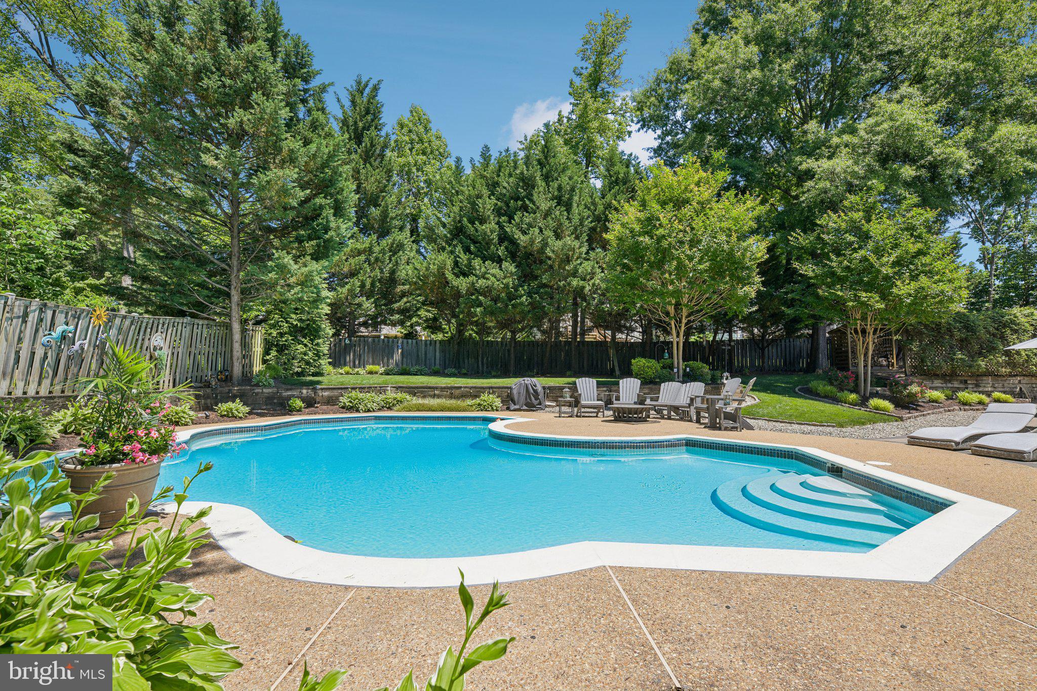 7004 GREEN SPRING LANE