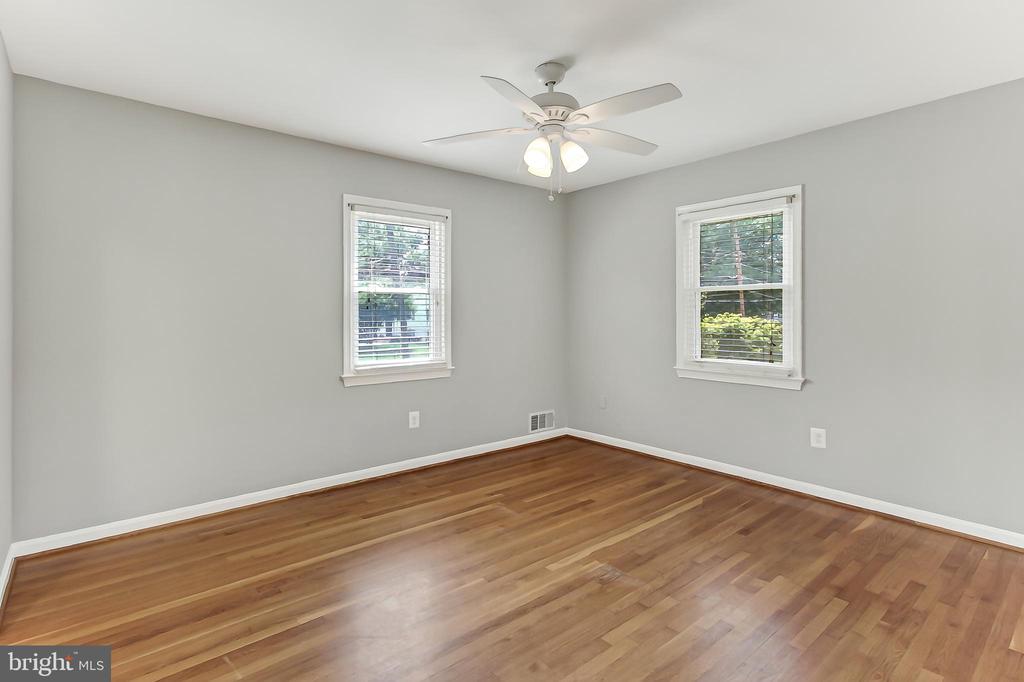 1210 CROTON DRIVE