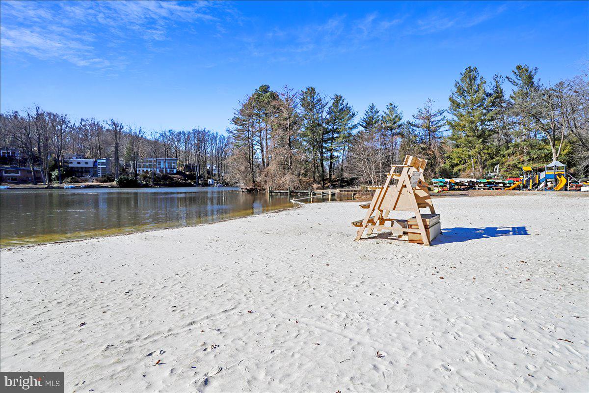 3609 PINETREE TERRACE