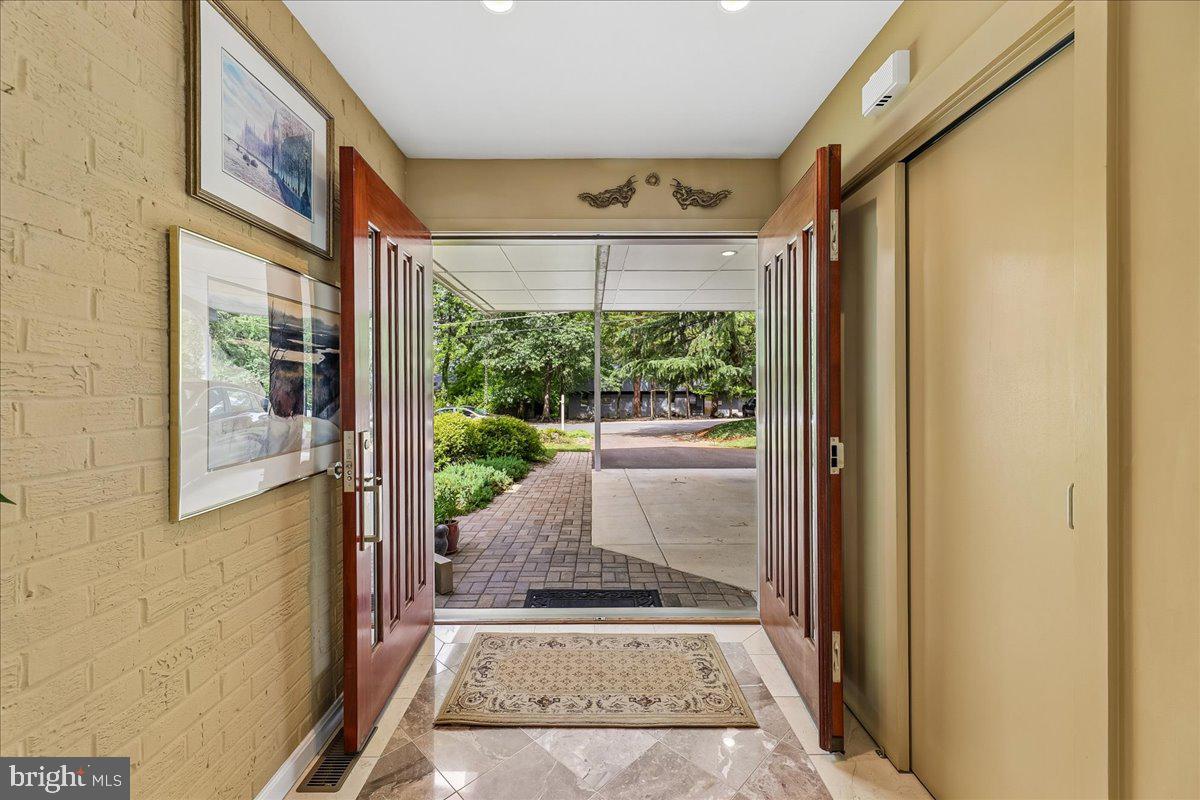 3609 PINETREE TERRACE
