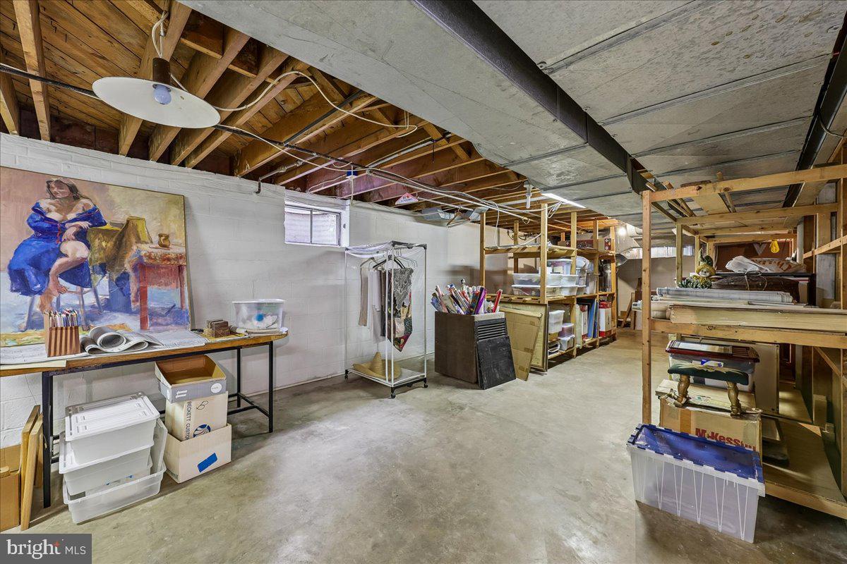 3609 PINETREE TERRACE