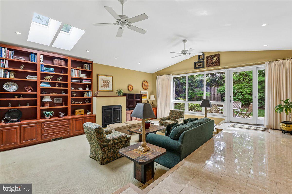 3609 PINETREE TERRACE