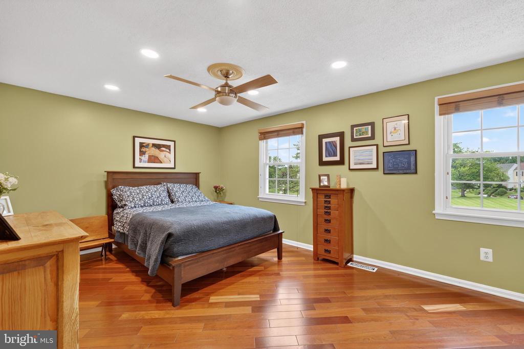 6415 BIRCHLEIGH CIRCLE