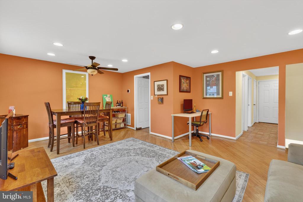 6415 BIRCHLEIGH CIRCLE