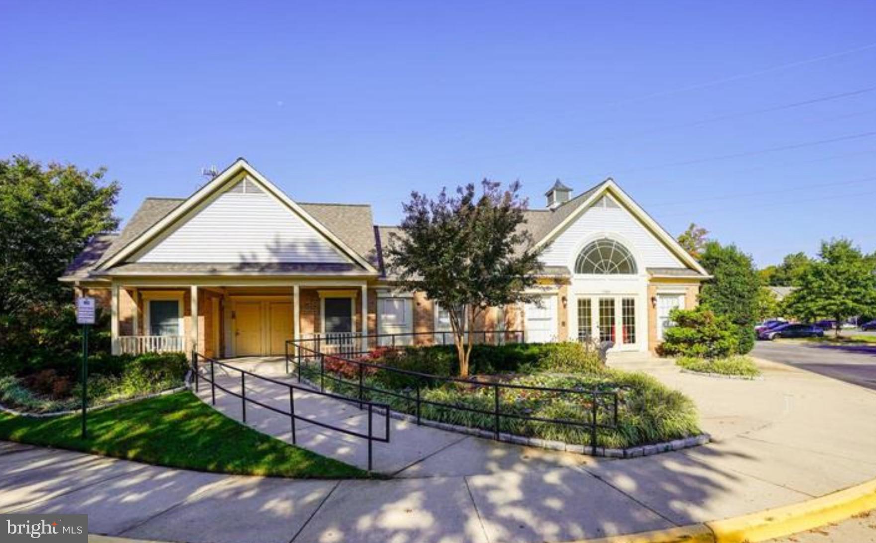 6607 NETTIES LANE 1601