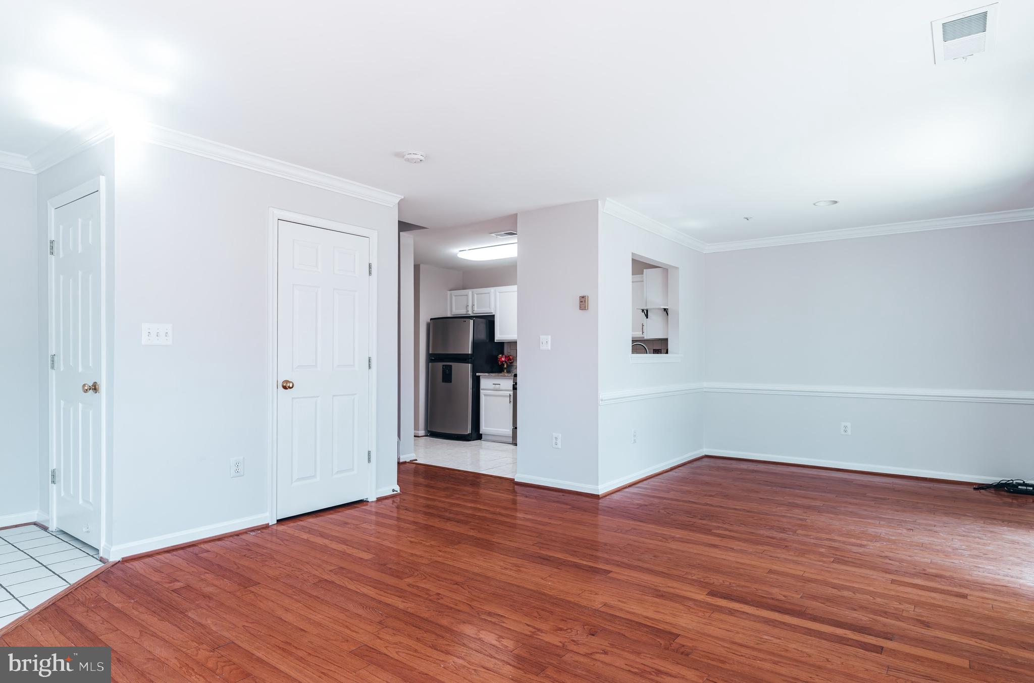 6607 NETTIES LANE 1601
