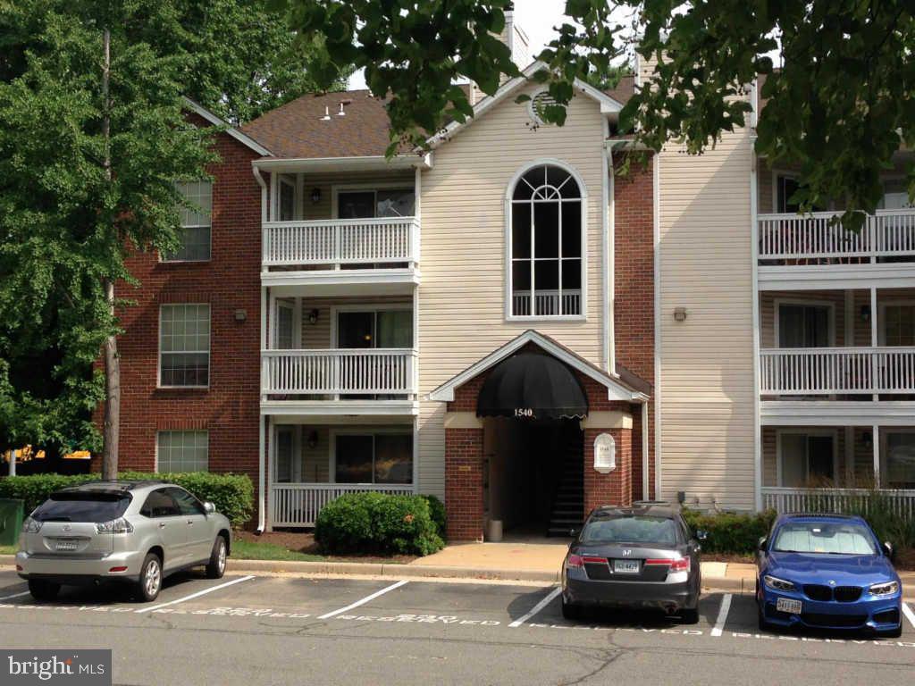 1540 LINCOLN WAY 201