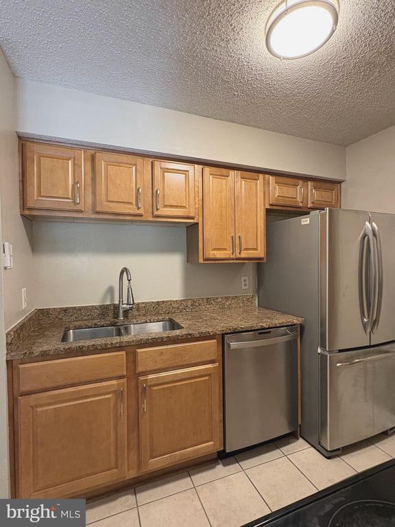 1540 LINCOLN WAY 201