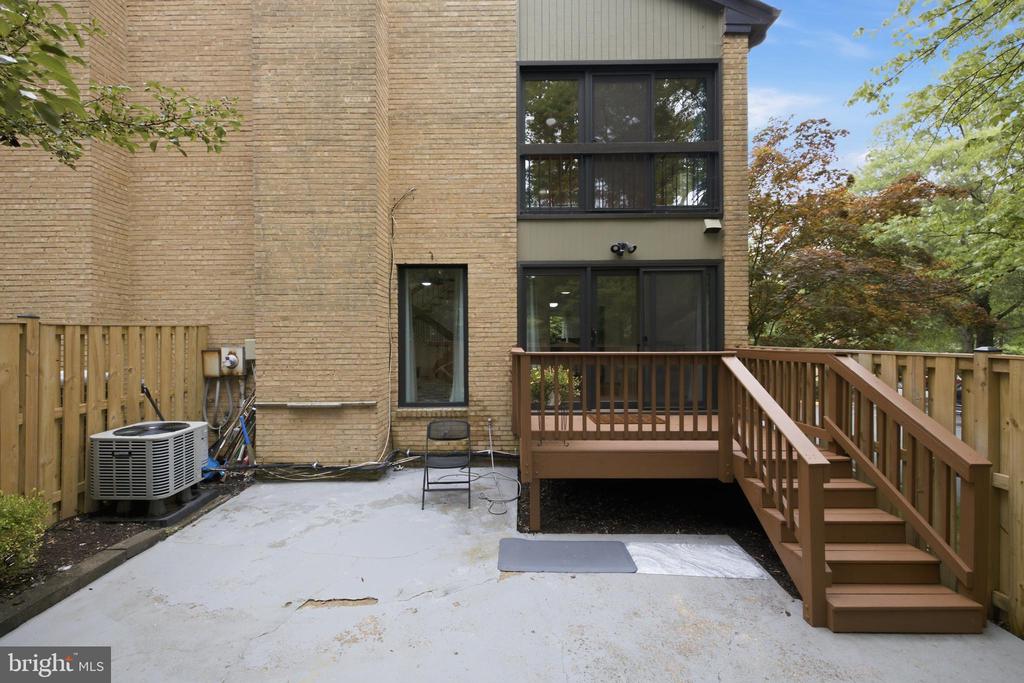 3131 GUYSBOROUGH DRIVE