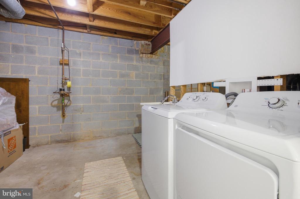 3131 GUYSBOROUGH DRIVE