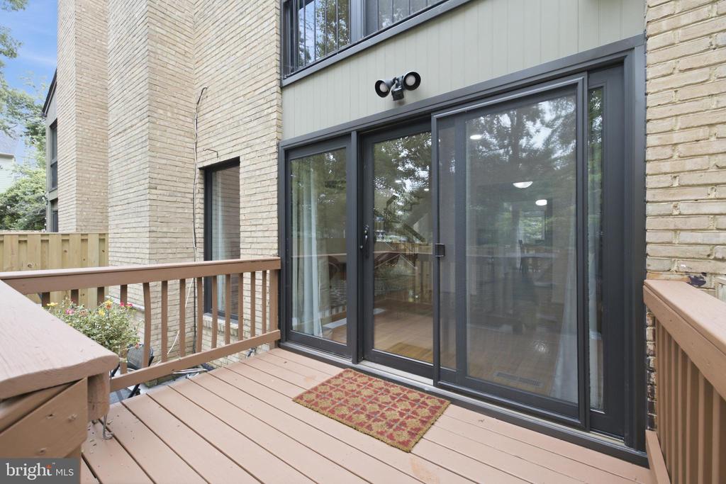 3131 GUYSBOROUGH DRIVE