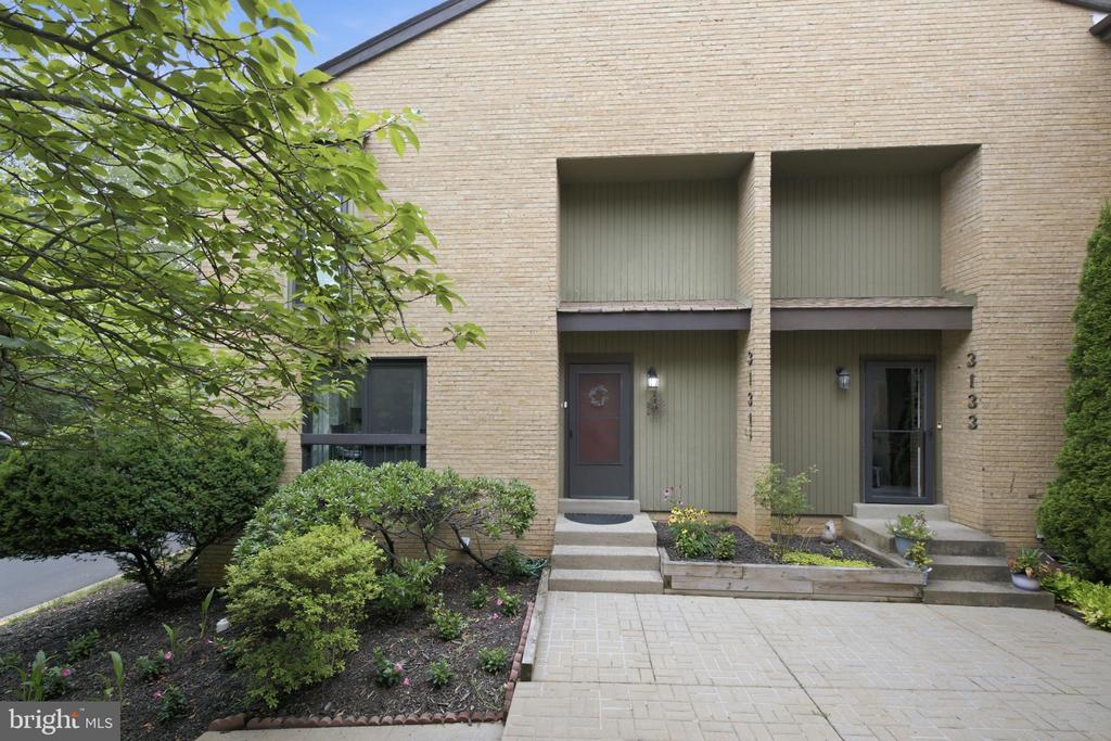 3131 GUYSBOROUGH DRIVE