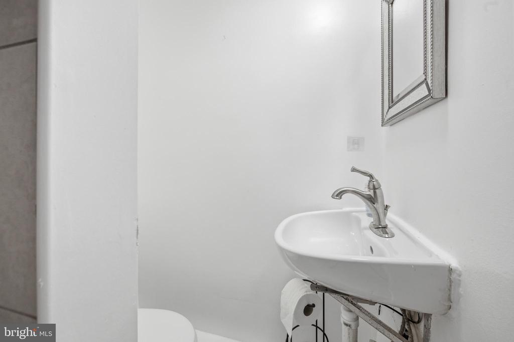 3131 GUYSBOROUGH DRIVE